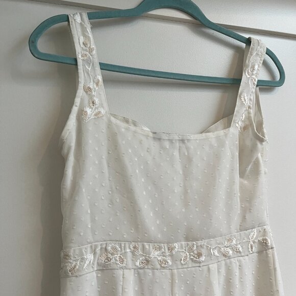 Hope & Ivy Embroidered & Beaded Midi-Length Tiered Dress in White --never worn - Picture 11 of 16